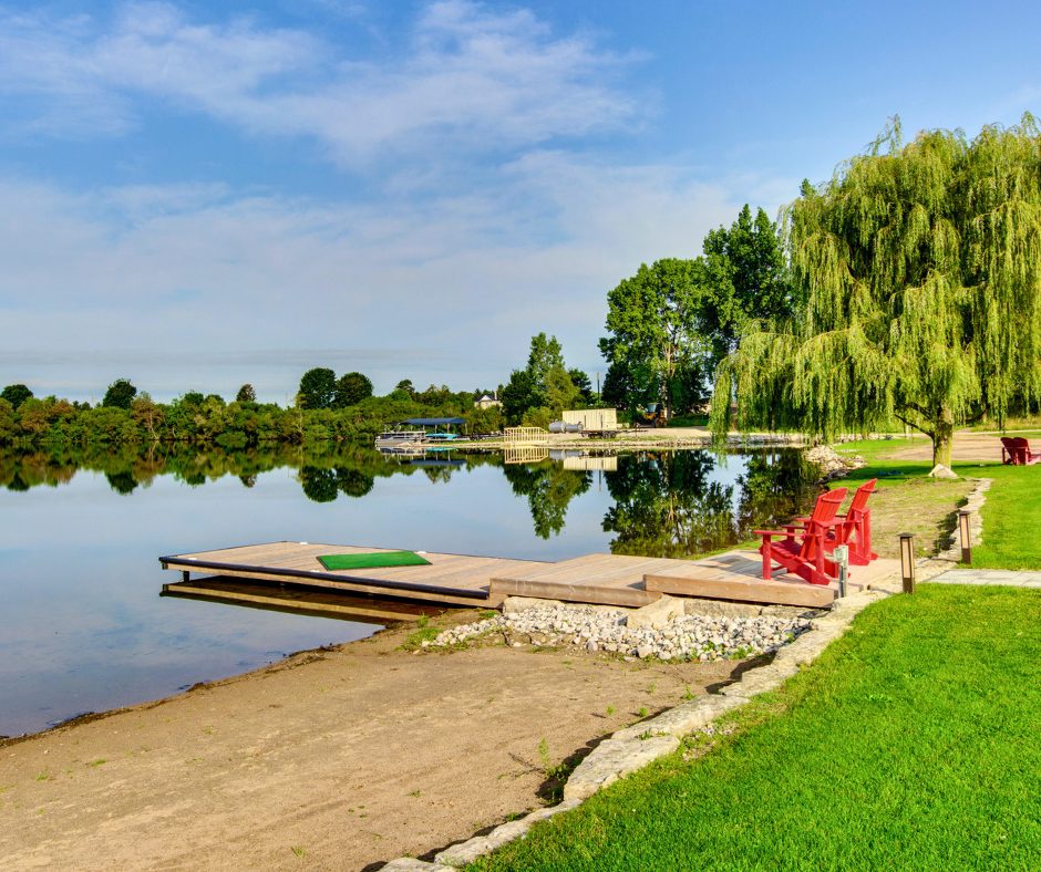 residential landscape design lake